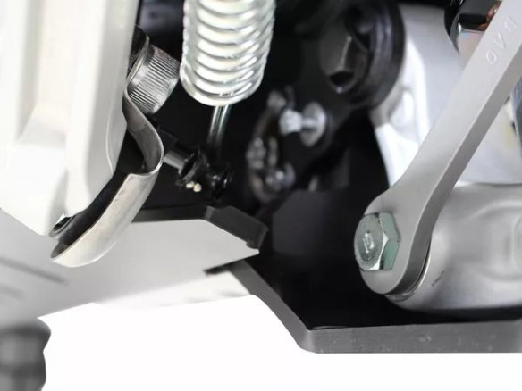 Adventure Skid Plate Black