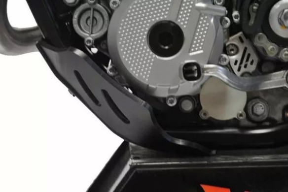 Skid Plate Black