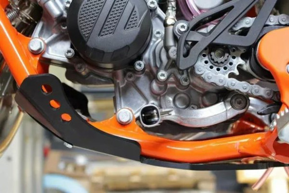 Skid Plate Black