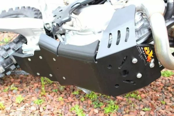 Xtrem Skid Plate Black