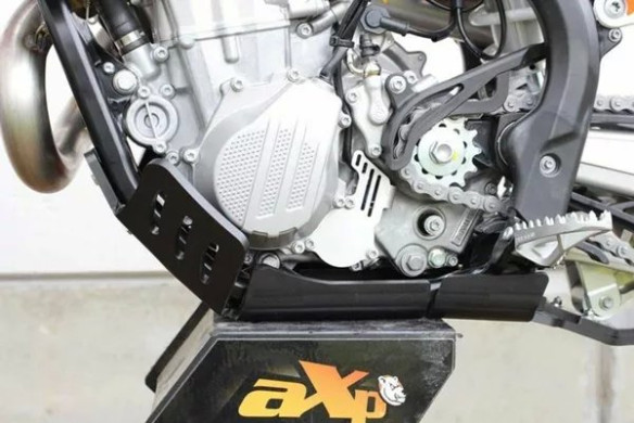 Xtrem Skid Plate Black
