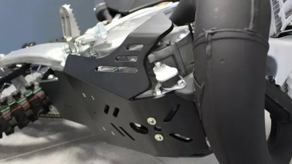 Xtrem Skid Plate Black
