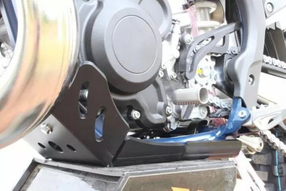 Xtrem Skid Plate Black