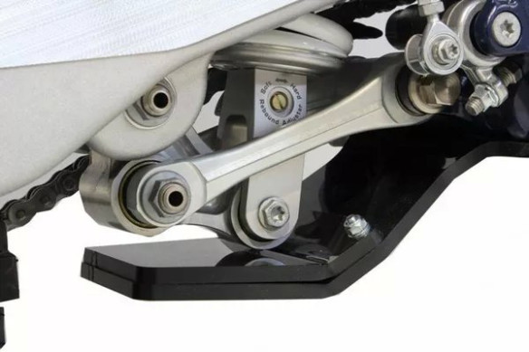 Xtrem Skid Plate Black