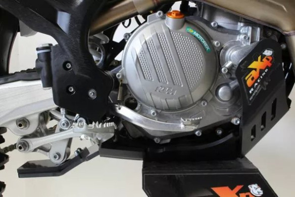 Xtrem Skid Plate Black