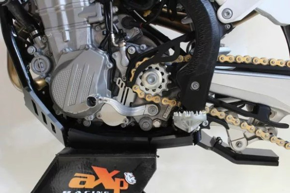 Xtrem Skid Plate Black