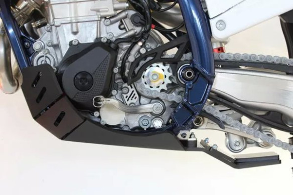Xtrem Skid Plate Black