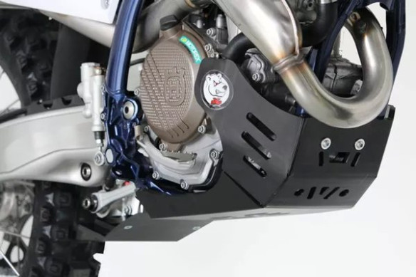 Xtrem Skid Plate Black