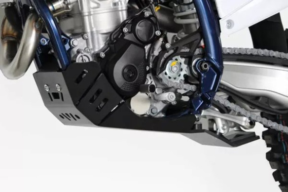 Xtrem Skid Plate Black