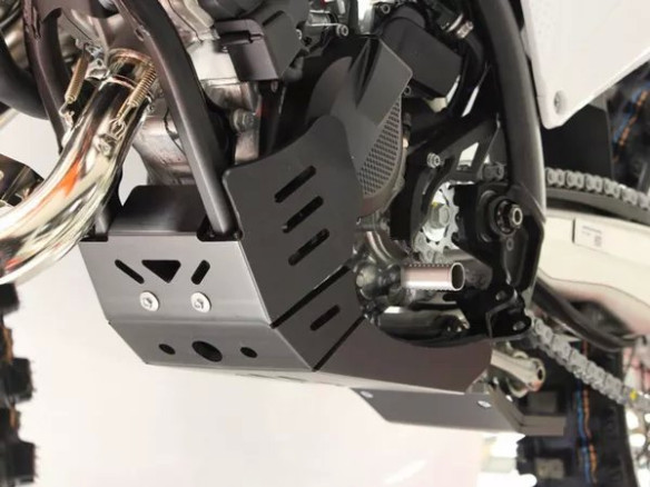 Xtrem Skid Plate Black