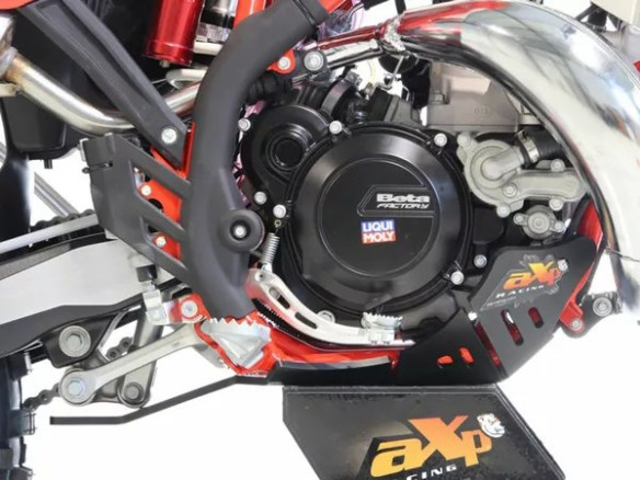 Xtrem Skid Plate Black
