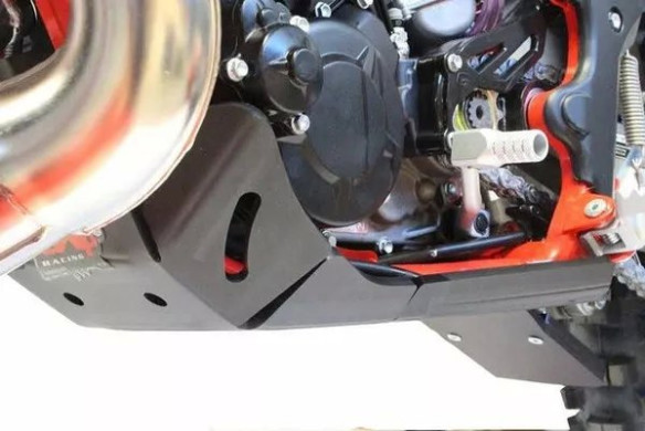 Xtrem Skid Plate Black