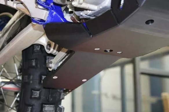 Xtrem Skid Plate Black