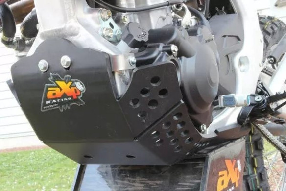 Xtrem Skid Plate Black