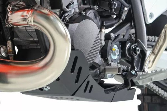 Xtrem Skid Plate Black