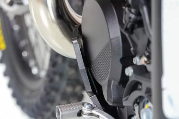 Xtrem Skid Plate Black