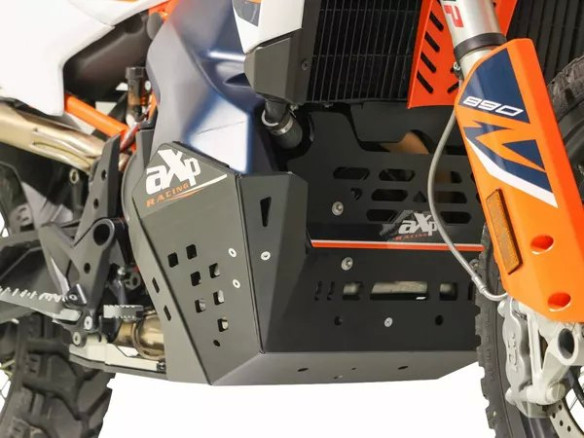 Adventure Skid Plate Black