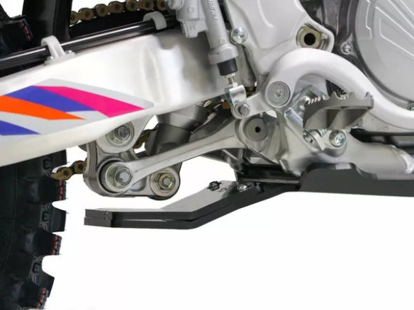 Xtrem Skid Plate Black