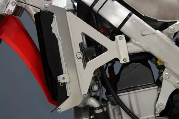 Radiator Braces Aluminum, Red, Silver
