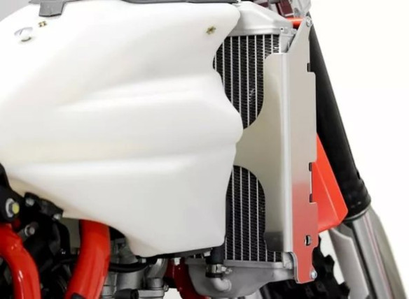 Xtrem Radiator Guards Black, Silver