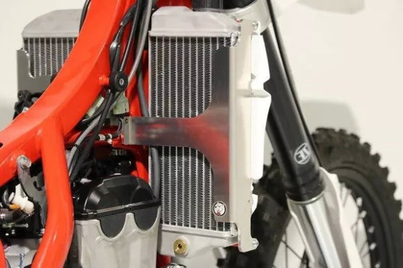Radiator Braces Silver