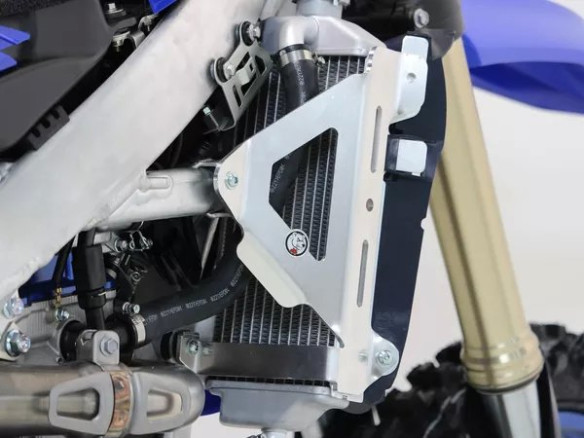 Radiator Guard Kit Silver