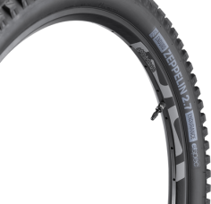 Zeppelin Tire Black