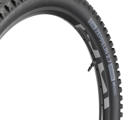 Zeppelin Tire Black