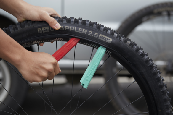 Tire Lever & Plug Repair Kit Red