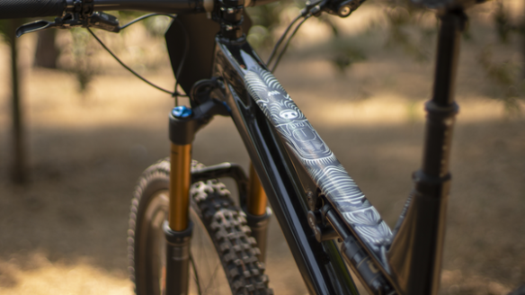 Frame Guard Extra Protection Wolf White