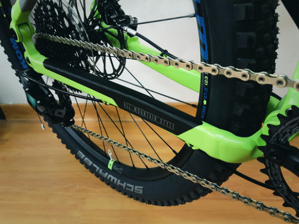 Chain Guard Black