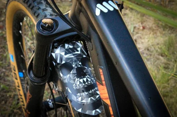 Mud Guard Skull Black, Gray