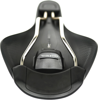 Saddle On Black