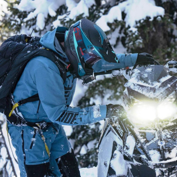 Casca Snowmobil Altitude 2.0 Carbon Fiber 3K ECE Hi Flow Sharkskin Matt