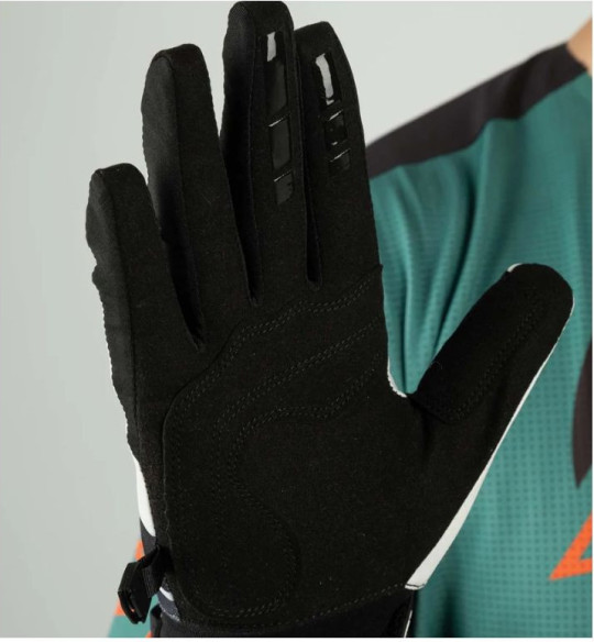 Manusi Moto MX High 5 Insulated Graydient 23