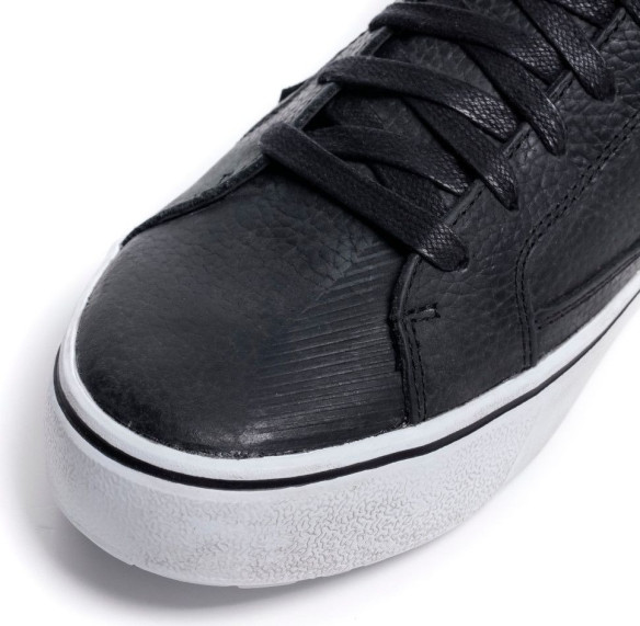 Ghete Moto Street 3 WP Black/Black/White 25