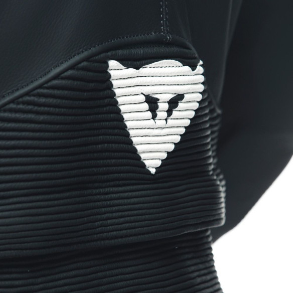Combinezon Moto Piele Avro 4 2PCS S/T Black/White 25