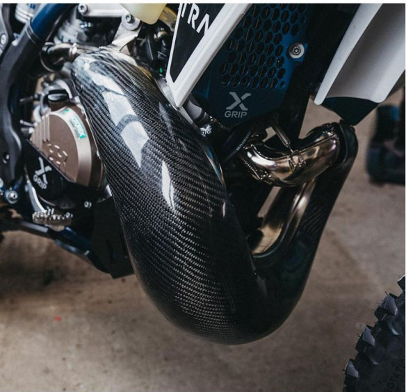 Scut Rezonator Carbon KTM/HQV/GAS EXC/SX/TE/TC/EC 250/300 XG-2018
