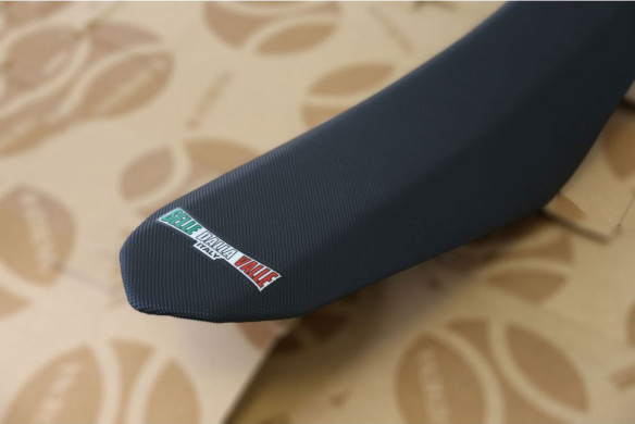 Husa Sa Racing Yamaha '14-'19 SDV003R Negru
