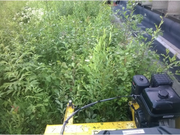 Masina de Tuns Iarba ATV120